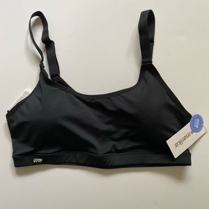 Black sports bra